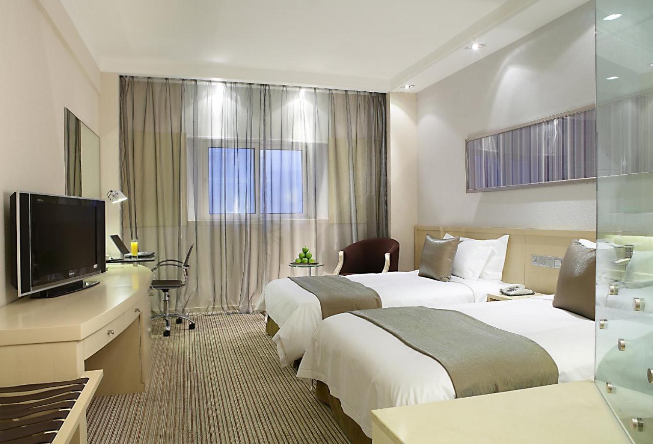 Holiday Inn Downtown Shanghaj Zewnętrze zdjęcie